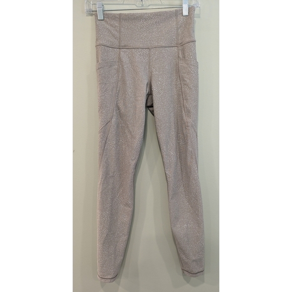 Athleta Salutation Stash Pocket Tight in Rainwater Print Size XS - Picture 8 of 8